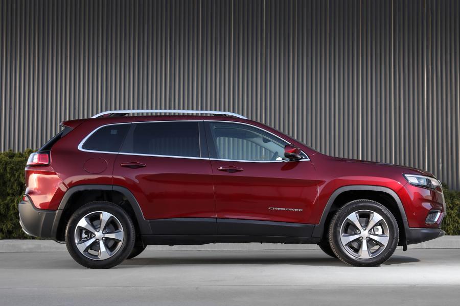  Jeep Cherokee Limited (KL) 2018 года  (AU) (фото 12 из 31)